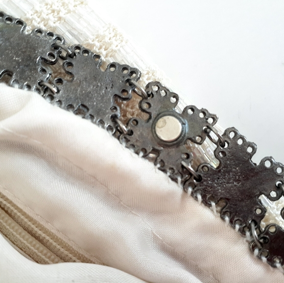 MINI Handbag - Picture 9 of 9